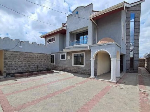 4 Bedroom All En-suite House To Let in Syokimau