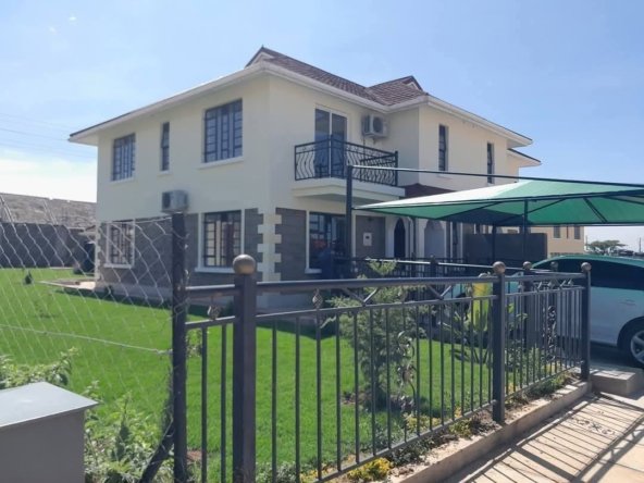 4 Bedroom Master En-suite Townhouse To Let in Athi River