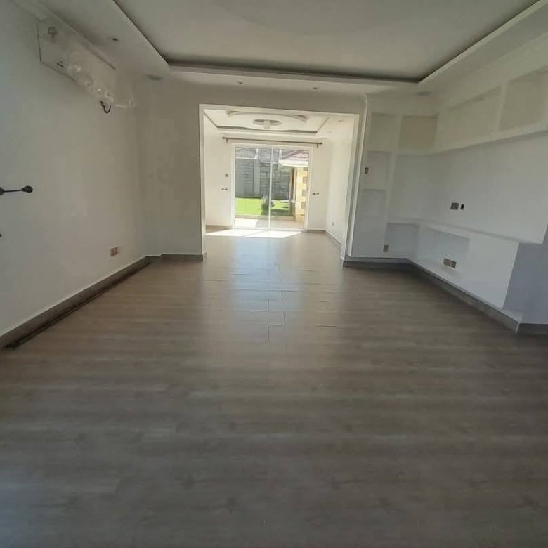 4 Bedroom Master En-suite Townhouse To Let in Athi River