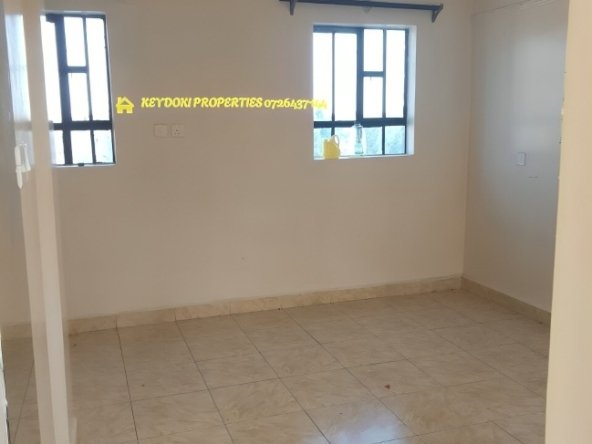 Bedsitter to Let in Kasarani, Garage