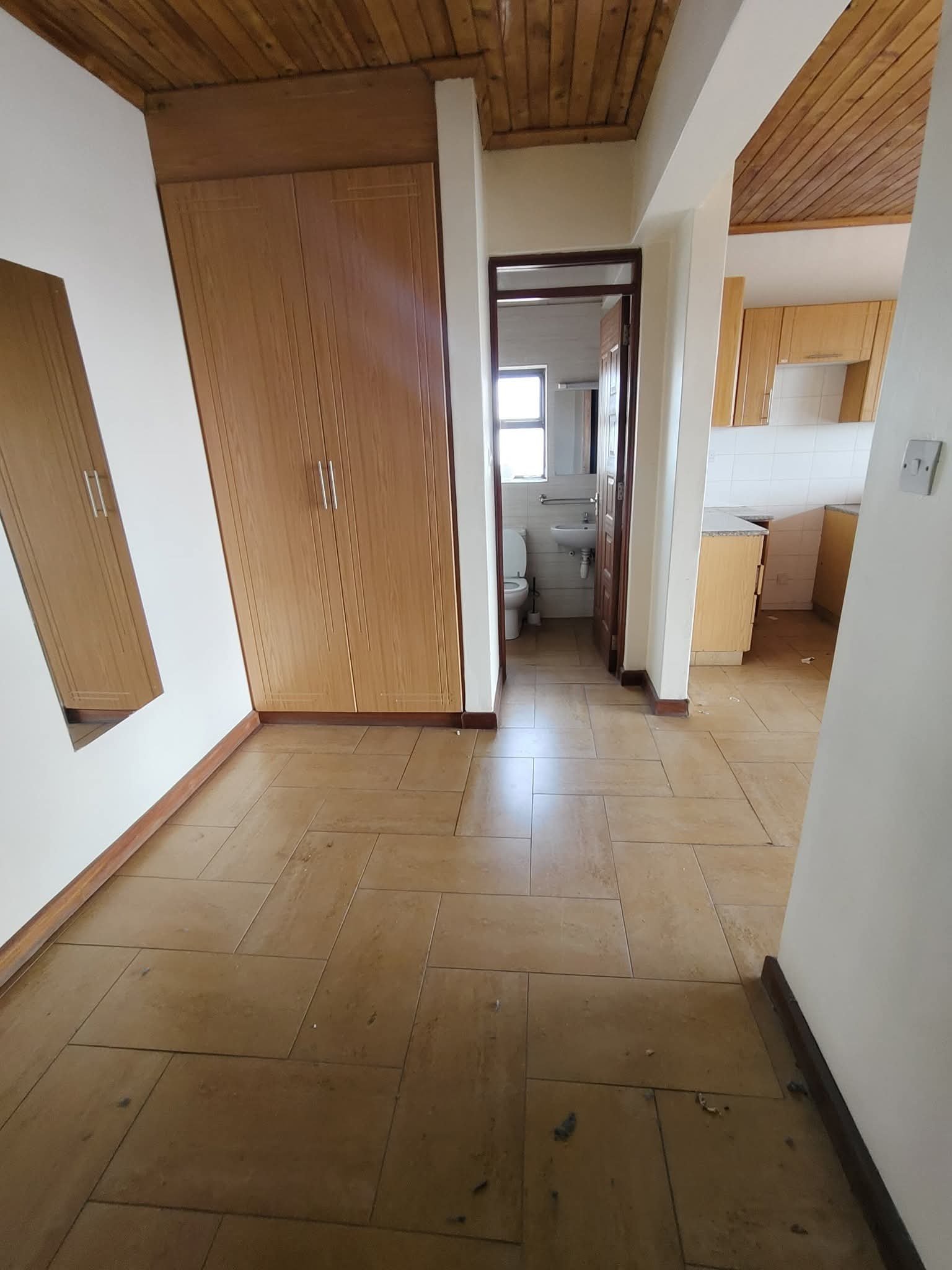 1 Bedroom Apartment To Let on Riara Road