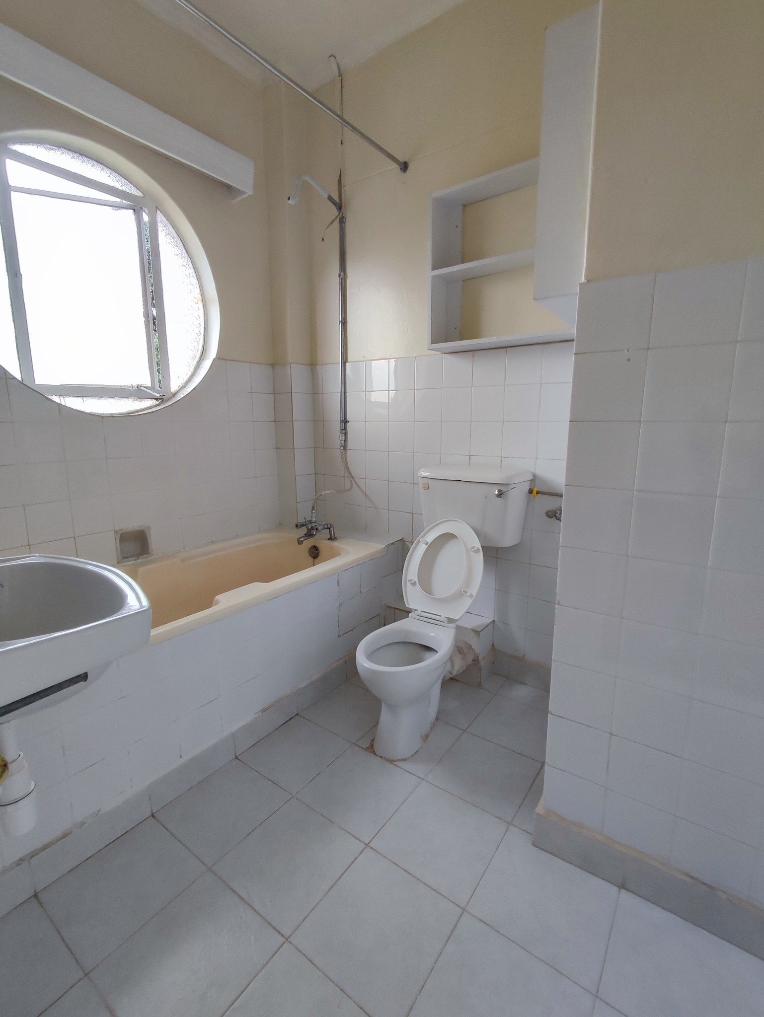 2 Bedroom Master En-suite Apartment To Let in Kileleshwa