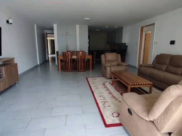 3 Bedroom All En-suite Apartment To Let in Lavington