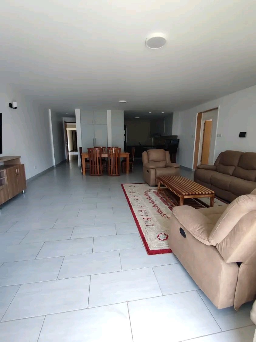 3 Bedroom All En-suite Apartment To Let in Lavington