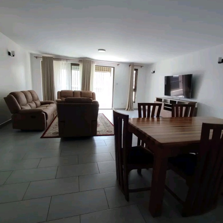 3 Bedroom All En-suite Apartment To Let in Lavington