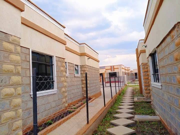 3 Bedroom All-En-suite Bungalow with DSQ For Rent in Kitengela