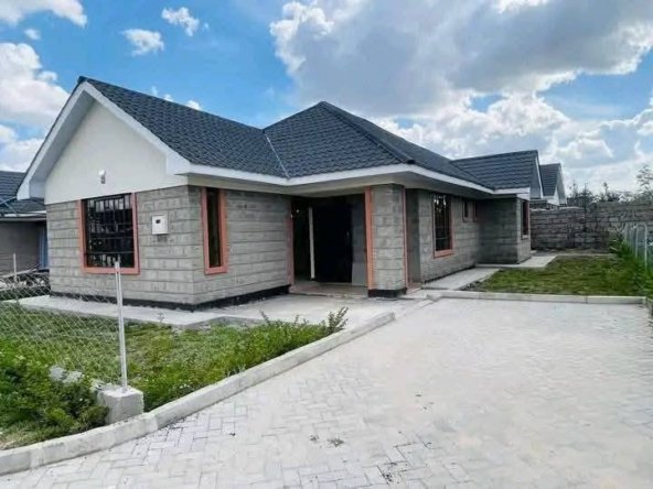 3 Bedroom All Ensuite Bungalow with DSQ To Let in Syokimau