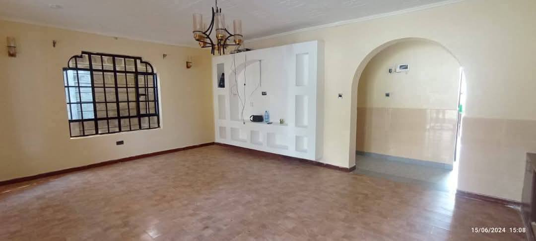 3 Bedroom House for Rent in Syokimau with DSQ