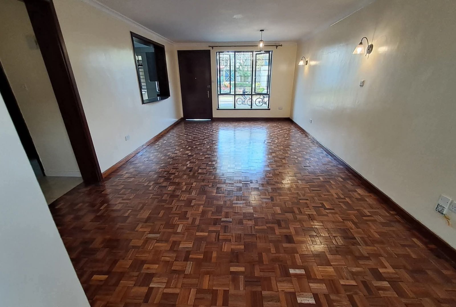 4 Bedroom Master En-suite Plus DSQ Townhouse for Rent in Syokimau
