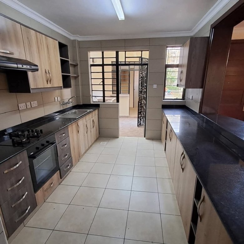 4 Bedroom Master En-suite Plus DSQ Townhouse for Rent in Syokimau