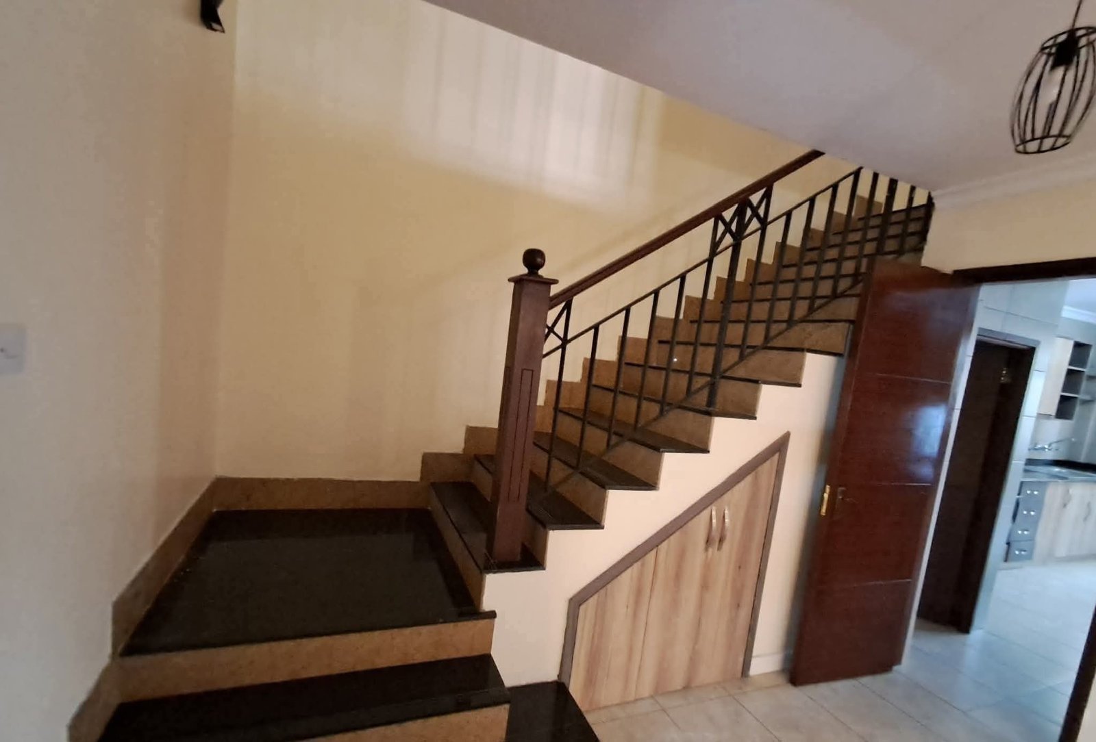4 Bedroom Master En-suite Plus DSQ Townhouse for Rent in Syokimau