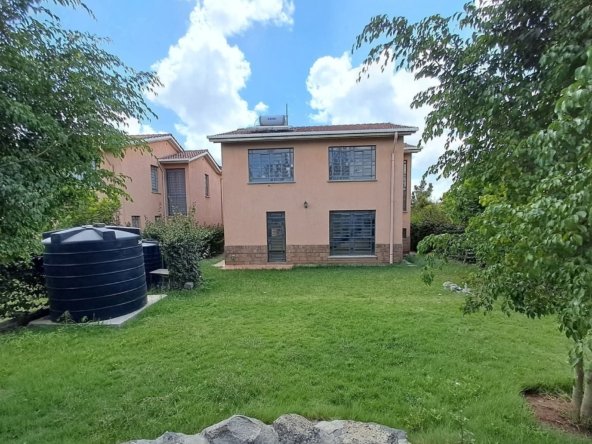 4 Bedroom Master En-suite With DSQ Maisonette in Syokimau