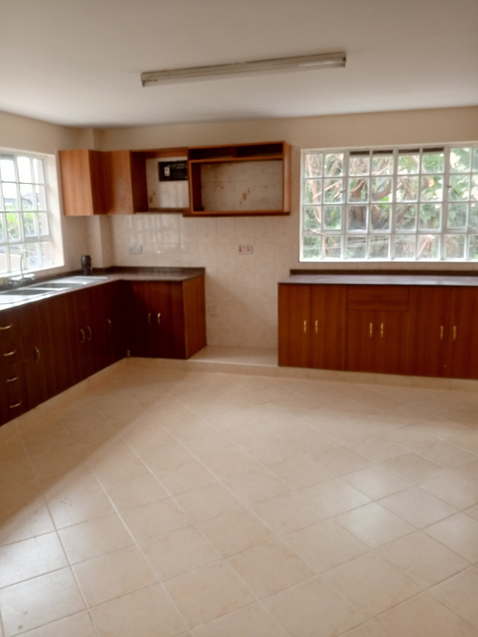 4 Bedroom Own Compound To Let Kasarani Seasons