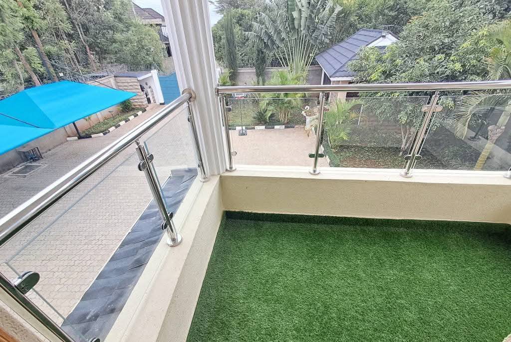 5 Bedroom All Ensuite House with 2bd DSQ for Rent in Kitengela