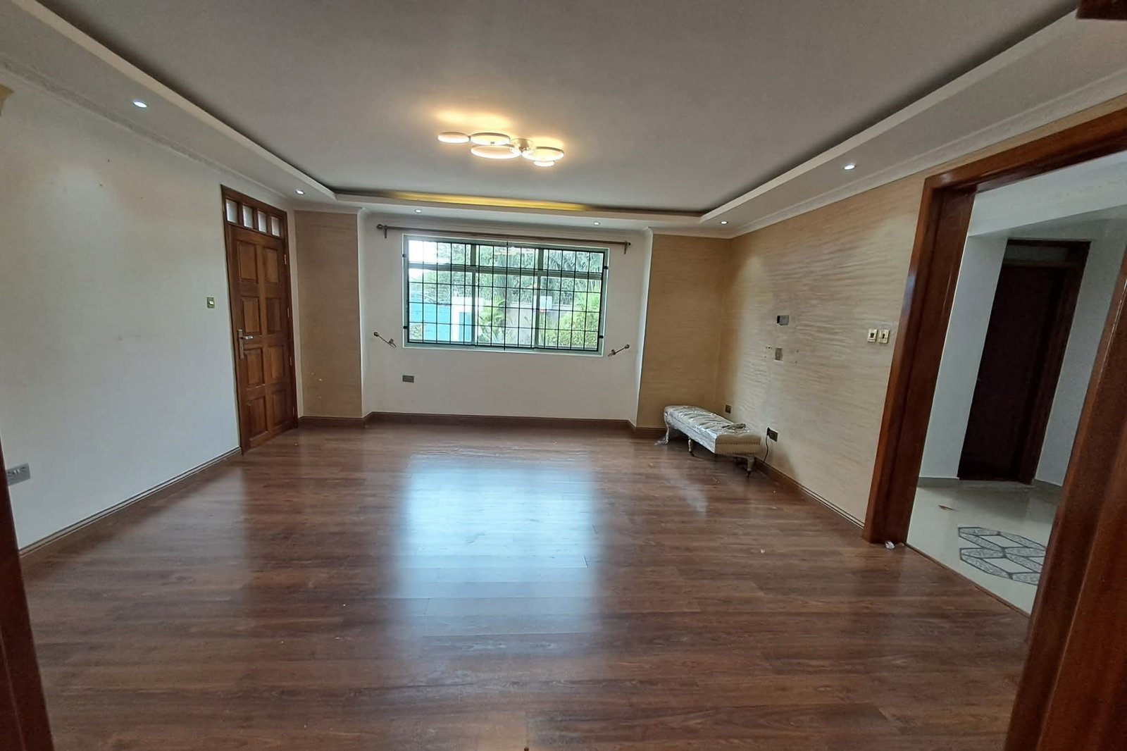 5 Bedroom All Ensuite House with 2bd DSQ for Rent in Kitengela