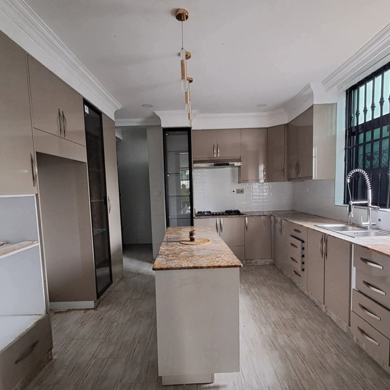 6 Bedroom All Ensuite Flat Roof House for Rent in Syokimau