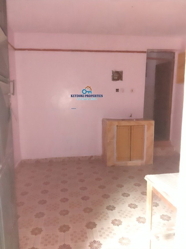 Bedsitter To Let in Kasarani Garage