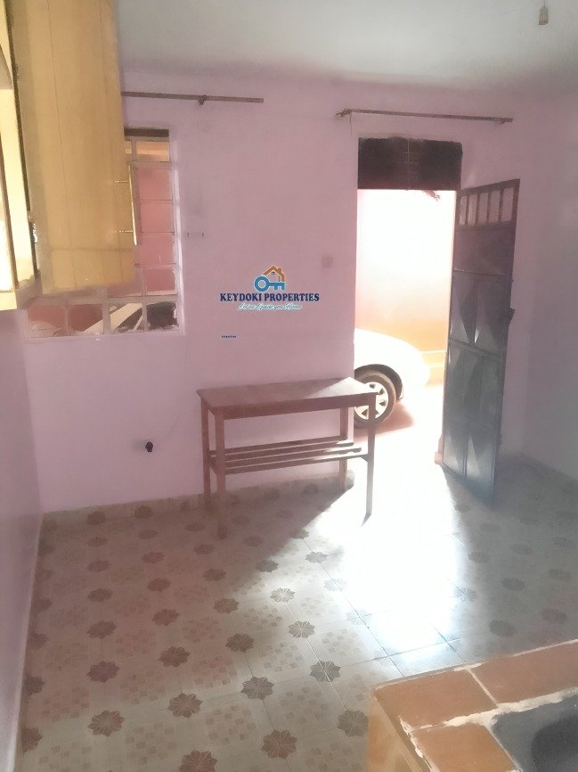 Bedsitter To Let in Kasarani Garage