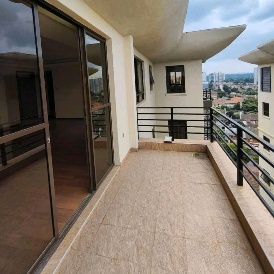 Spacious 3 Bedroom Apartment + SQ To Let in Kileleshwa