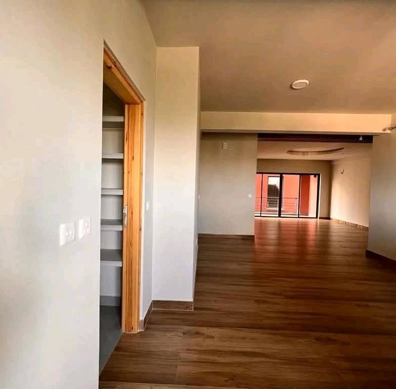 Spacious 3 Bedroom Apartment + SQ To Let in Kileleshwa
