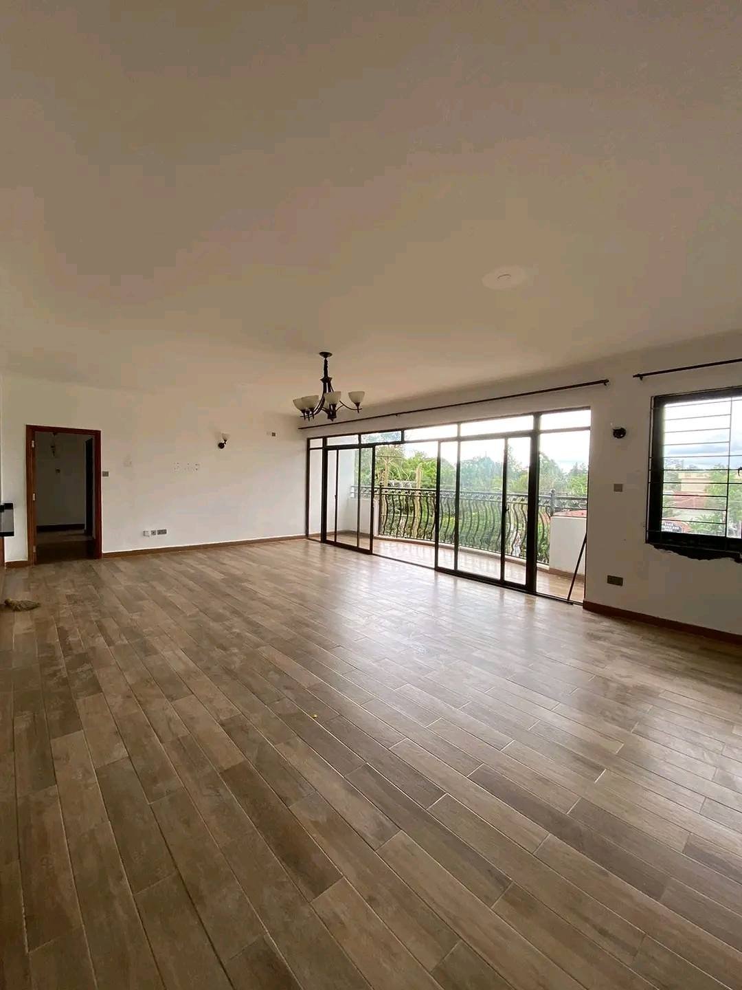 Spacious 3 Bedroom + SQ Apartment to Let in Lavington