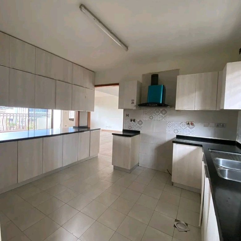 Spacious 3 Bedroom + SQ Apartment to Let in Lavington