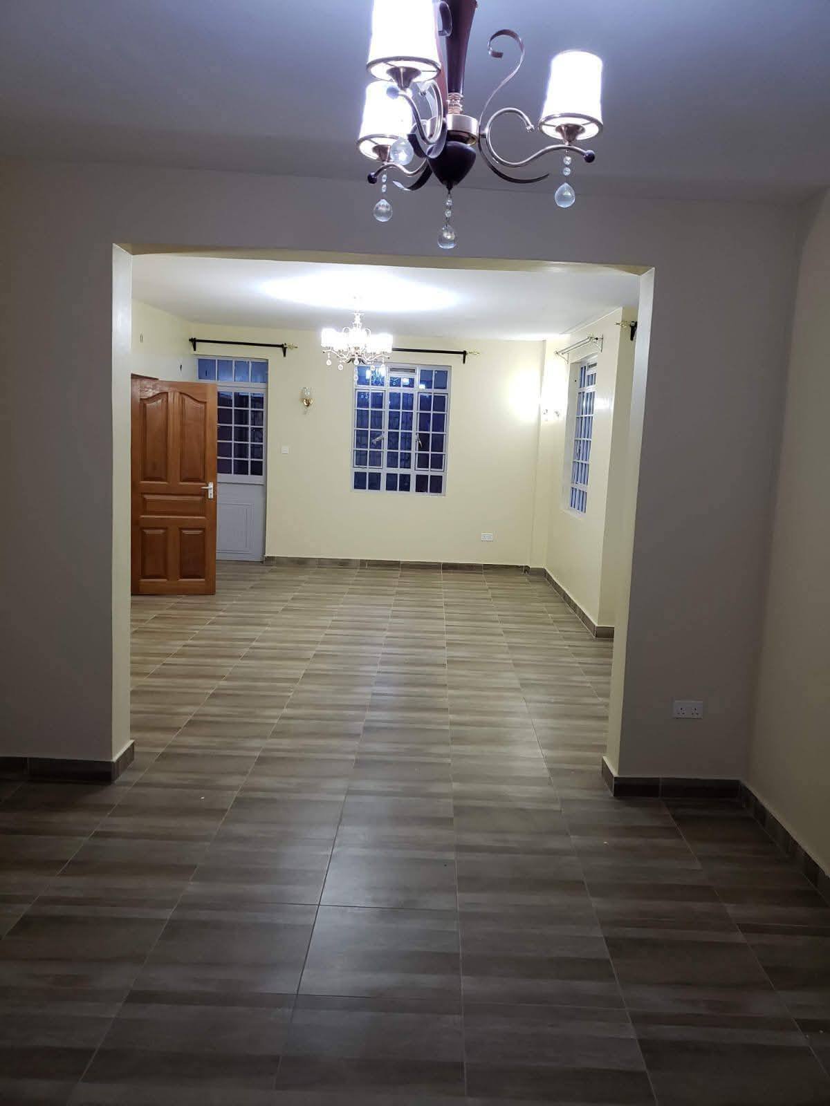 Spacious 4 Bedroom House with 2 DSQs To Let in Kitengela