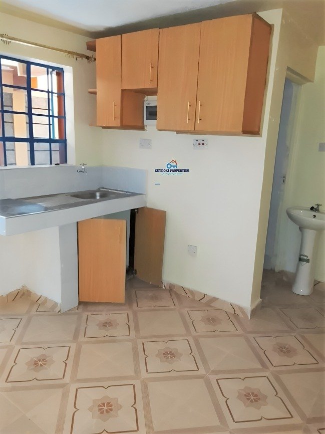 Spacious Bedsitter To Let Kasarani Garage