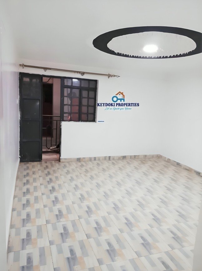 2 Bedroom Master Ensuite To Let in Kasarani Garage