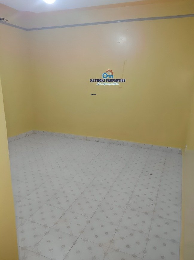 2 Bedroom To Let in Kasarani Garage