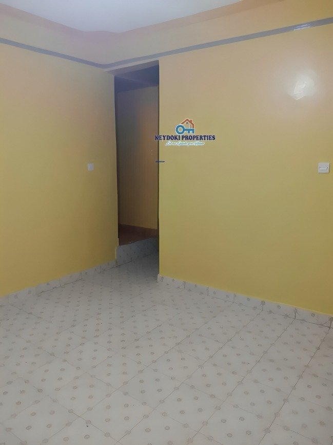 2 Bedroom To Let in Kasarani Garage