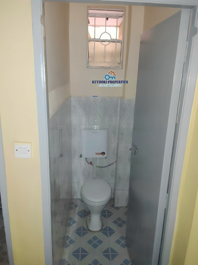 2 Bedroom To Let in Kasarani Garage