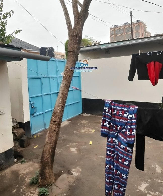 2 Bedroom To Let in Own Compound at Utawala Airways