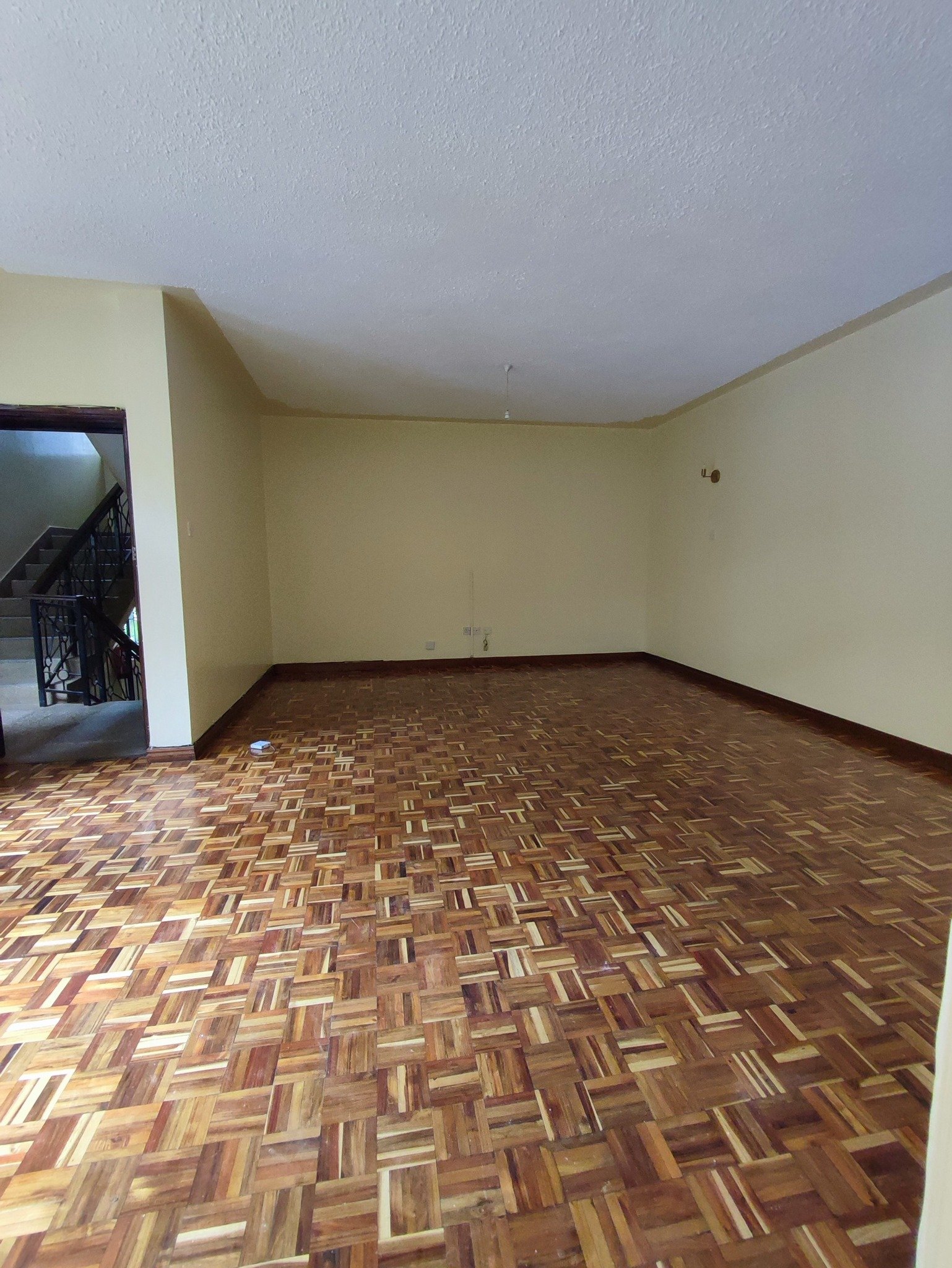 3 Bedroom Apartment for Rent in Westlands, Raphta Road