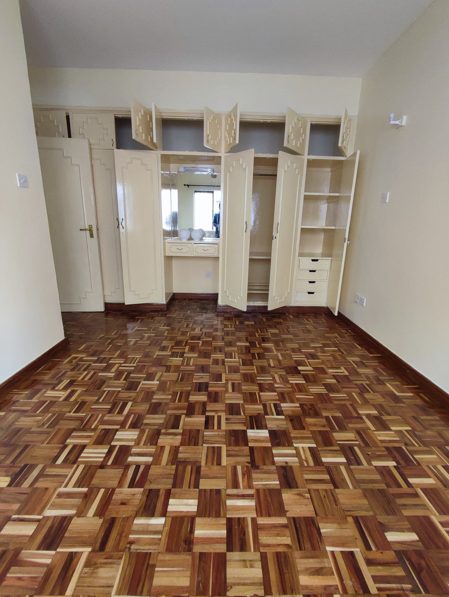 3 Bedroom Apartment for Rent in Westlands, Raphta Road