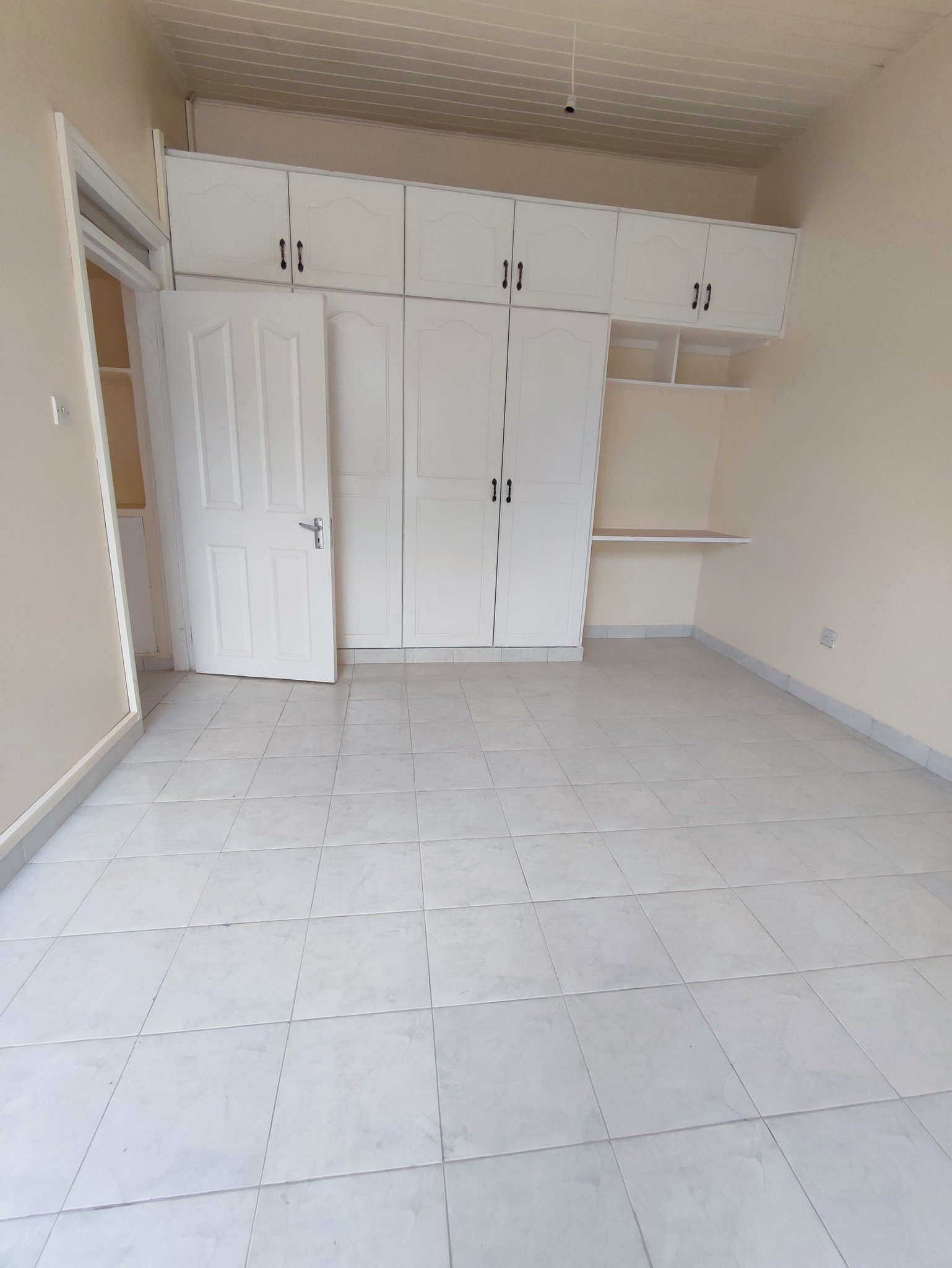 3 Bedroom Penthouse for Rent in Lavington