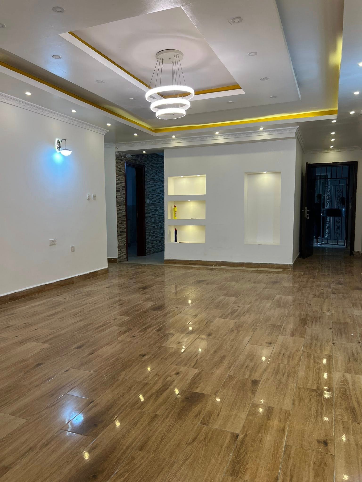4 Bedroom Apartment To Let Parklands