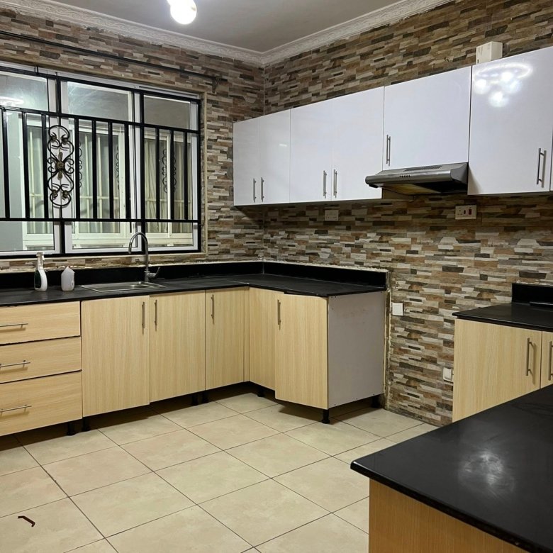 4 Bedroom Apartment To Let Parklands