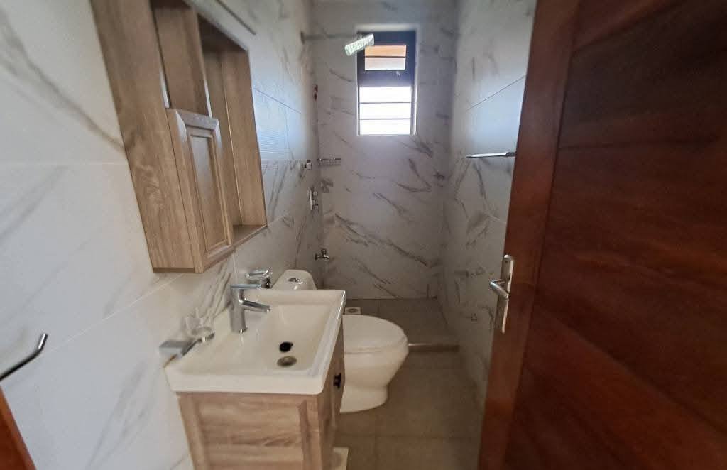 4 Bedroom Maisonette for Rent in Kitengela with DSQ