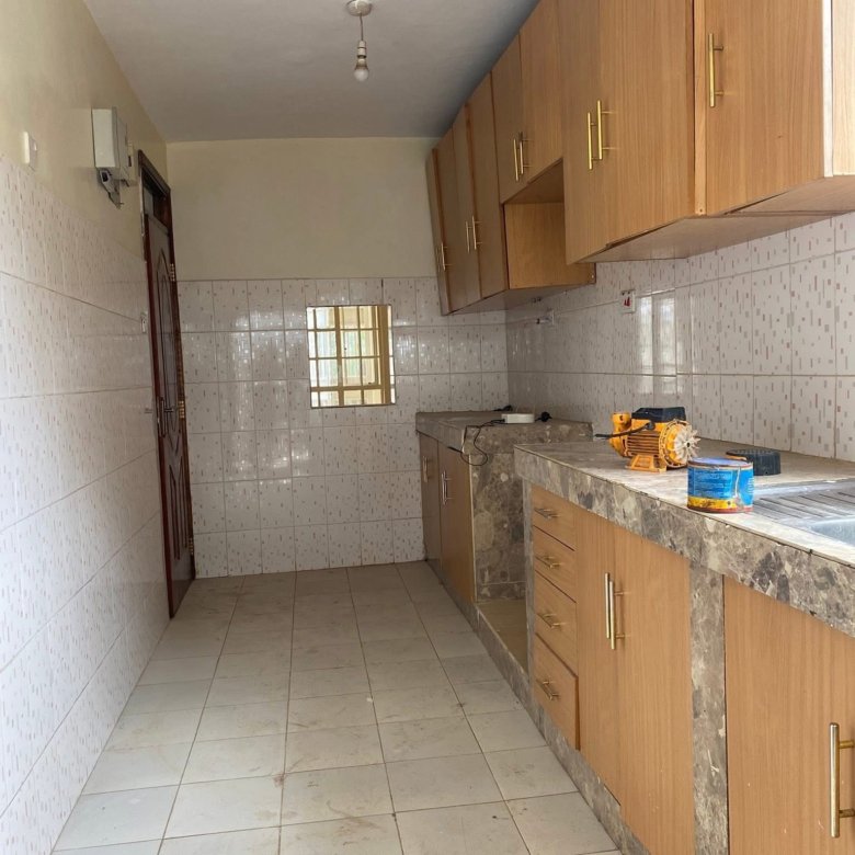 4 Bedroom Mansion with SQ To Let Ruai Bypass