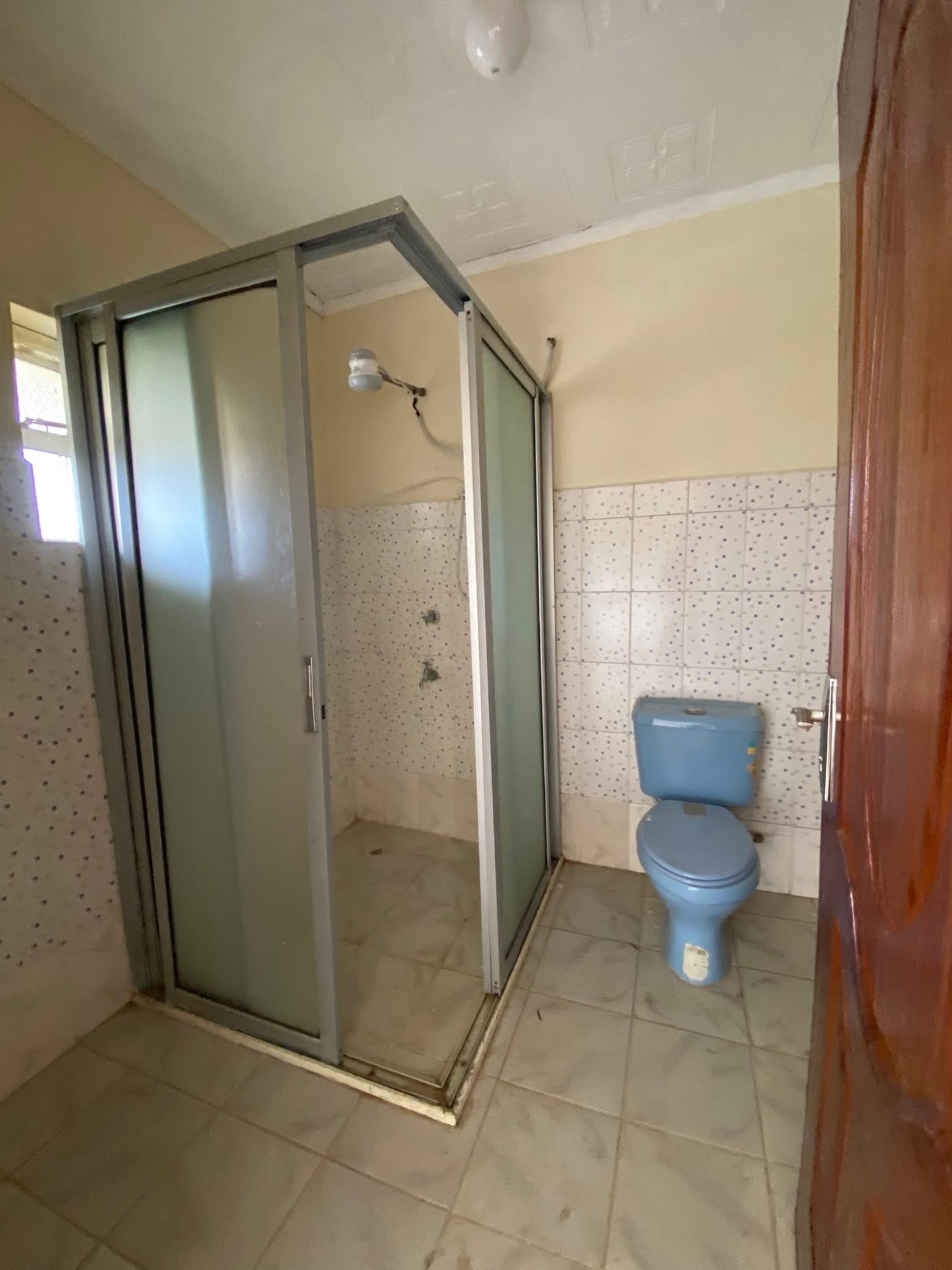 4 Bedroom Mansion with SQ To Let Ruai Bypass