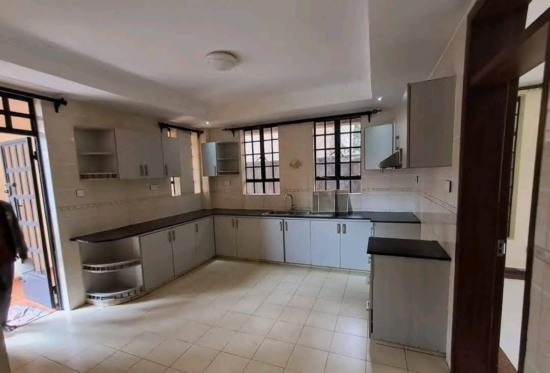 4 Bedroom Townhouse for Rent in Syokimau Estate