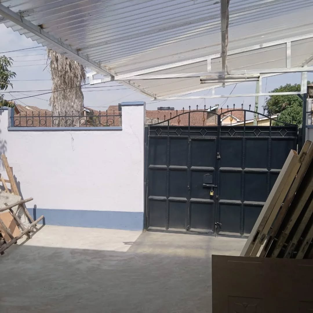 4 Bedroom with DSQ To Let in Donholm