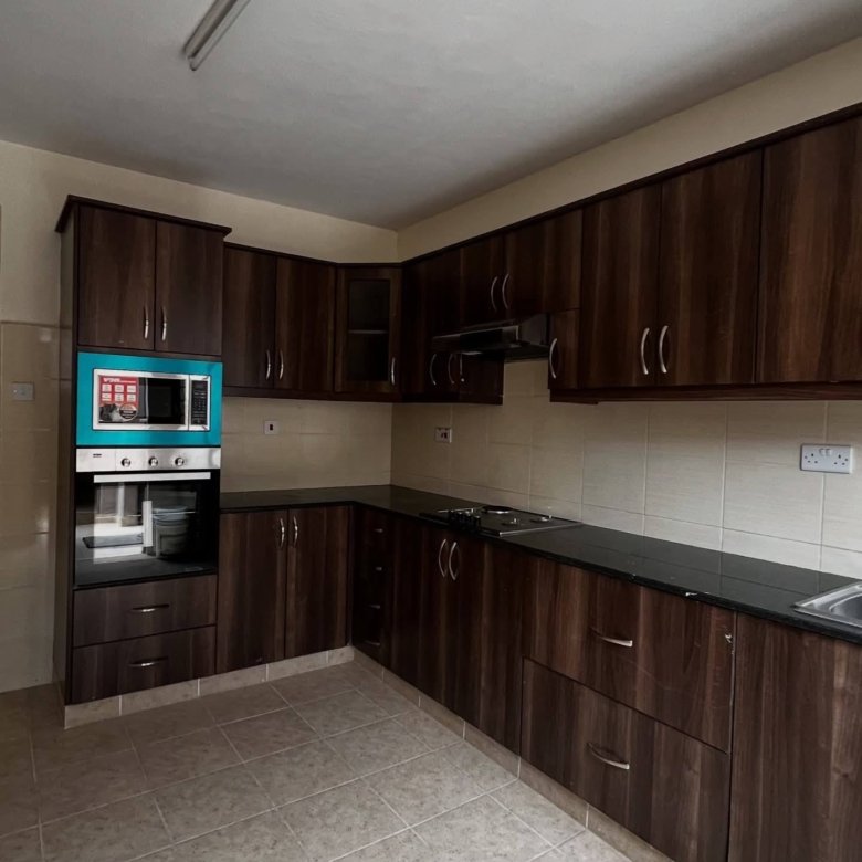 5 Bedroom House for Rent in Syokimau with DSQ