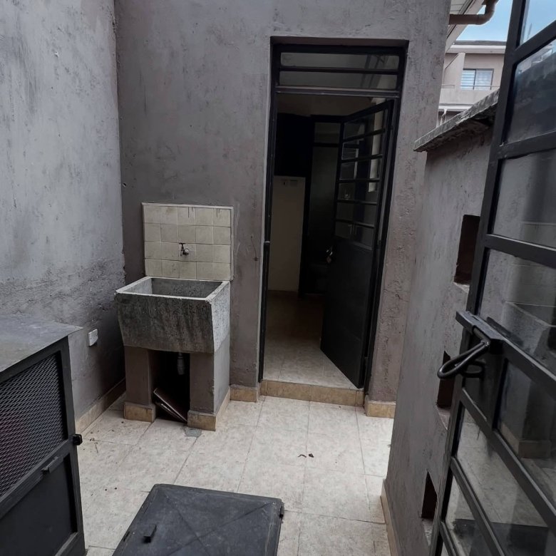 5 Bedroom House for Rent in Syokimau with DSQ