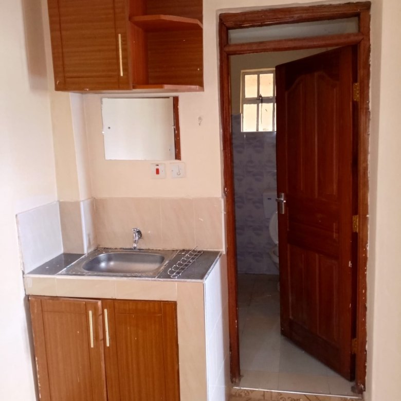 Bedsitter To Let in Kasarani Carwash Area