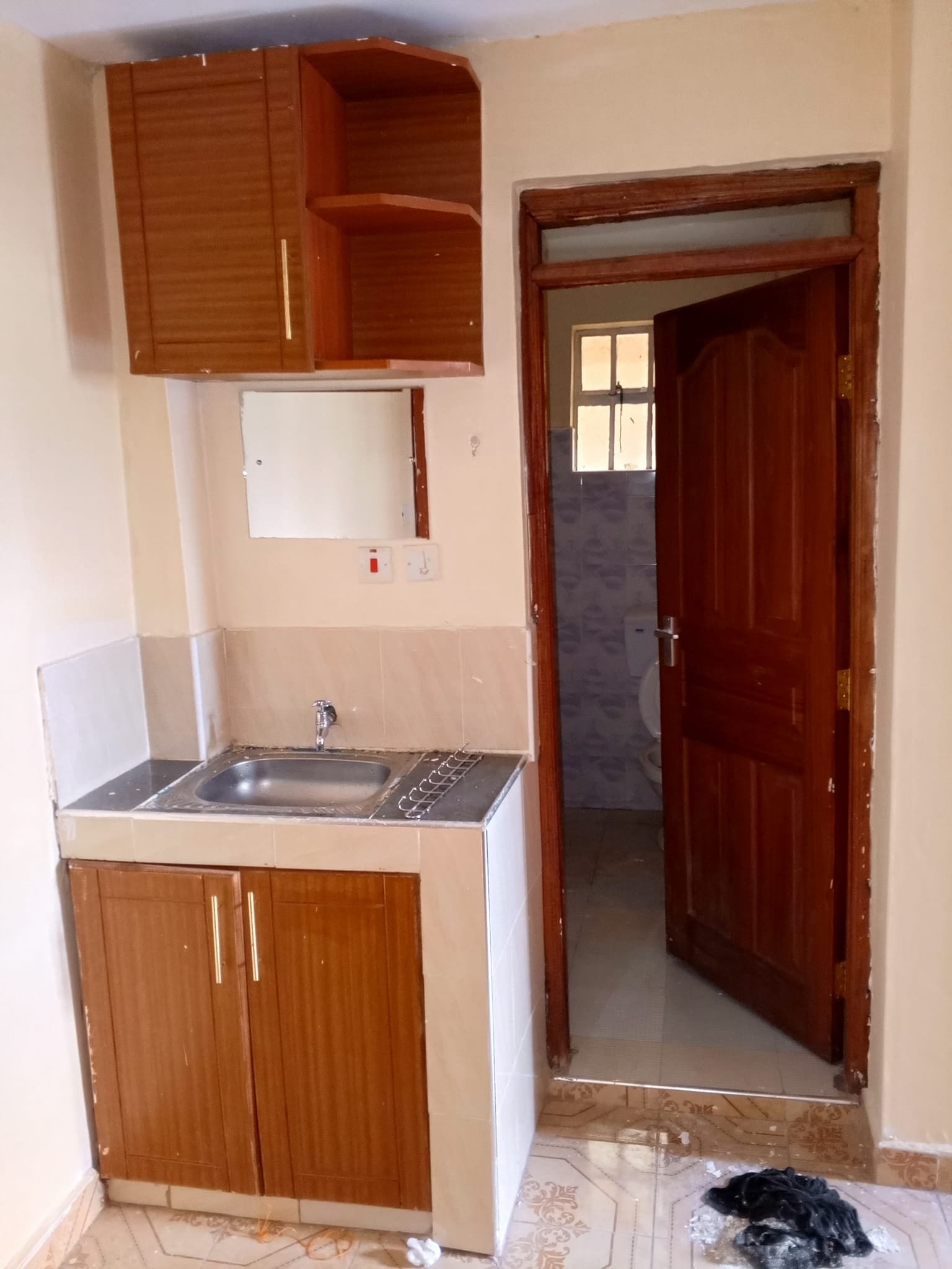 Bedsitter To Let in Kasarani Carwash Area