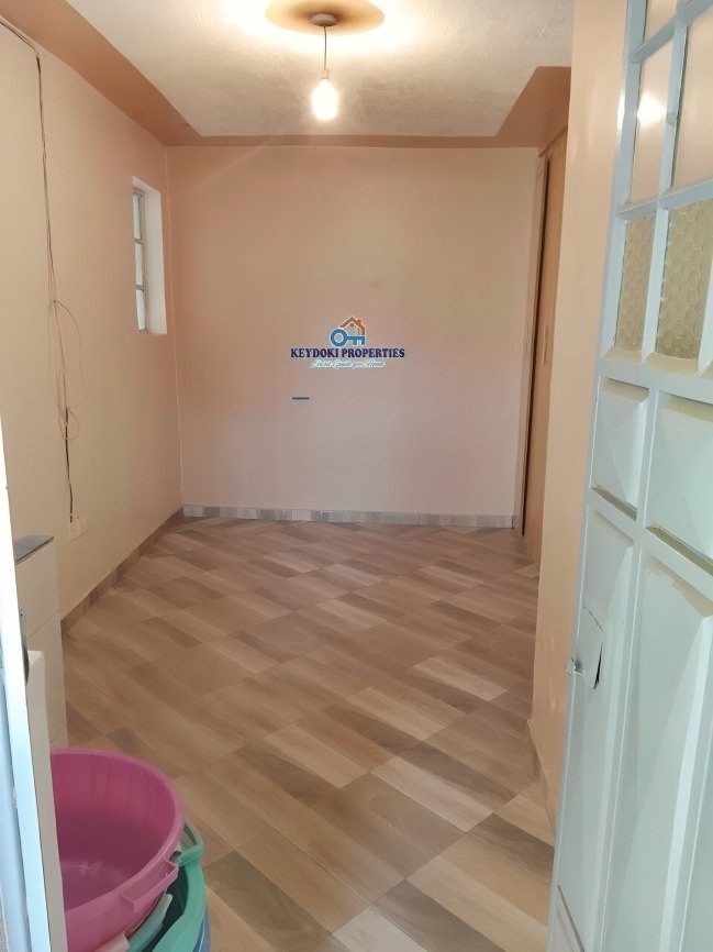 Bedsitter To Let in Kasarani Garage