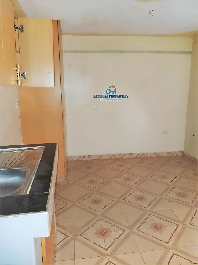 Bedsitter To Let in Kasarani Garage