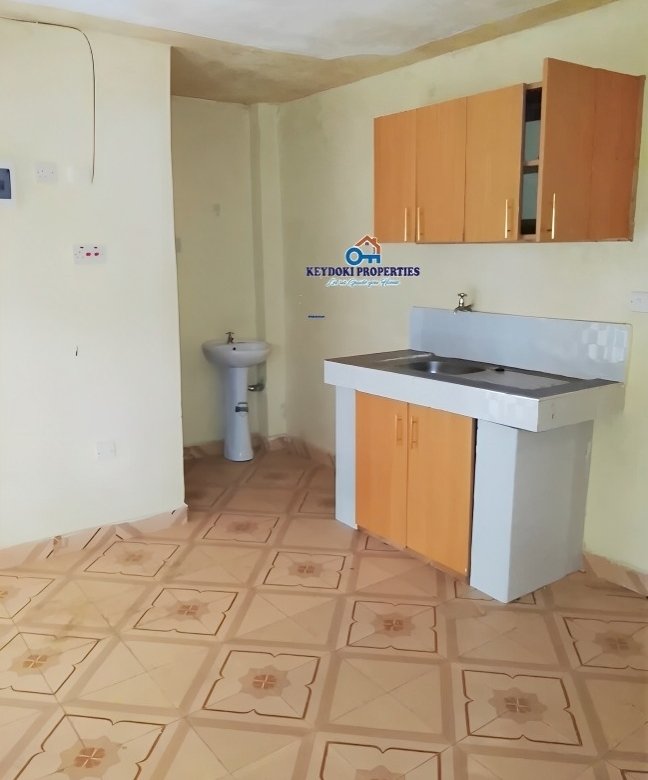 Bedsitter To Let in Kasarani Garage